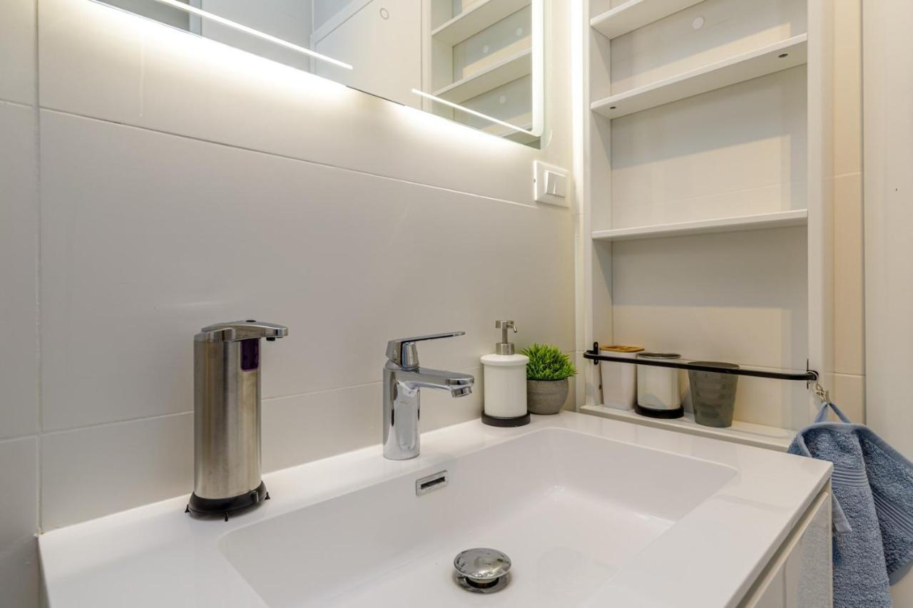 Sabena Apartment With Private Whirlpool Porec Exterior photo