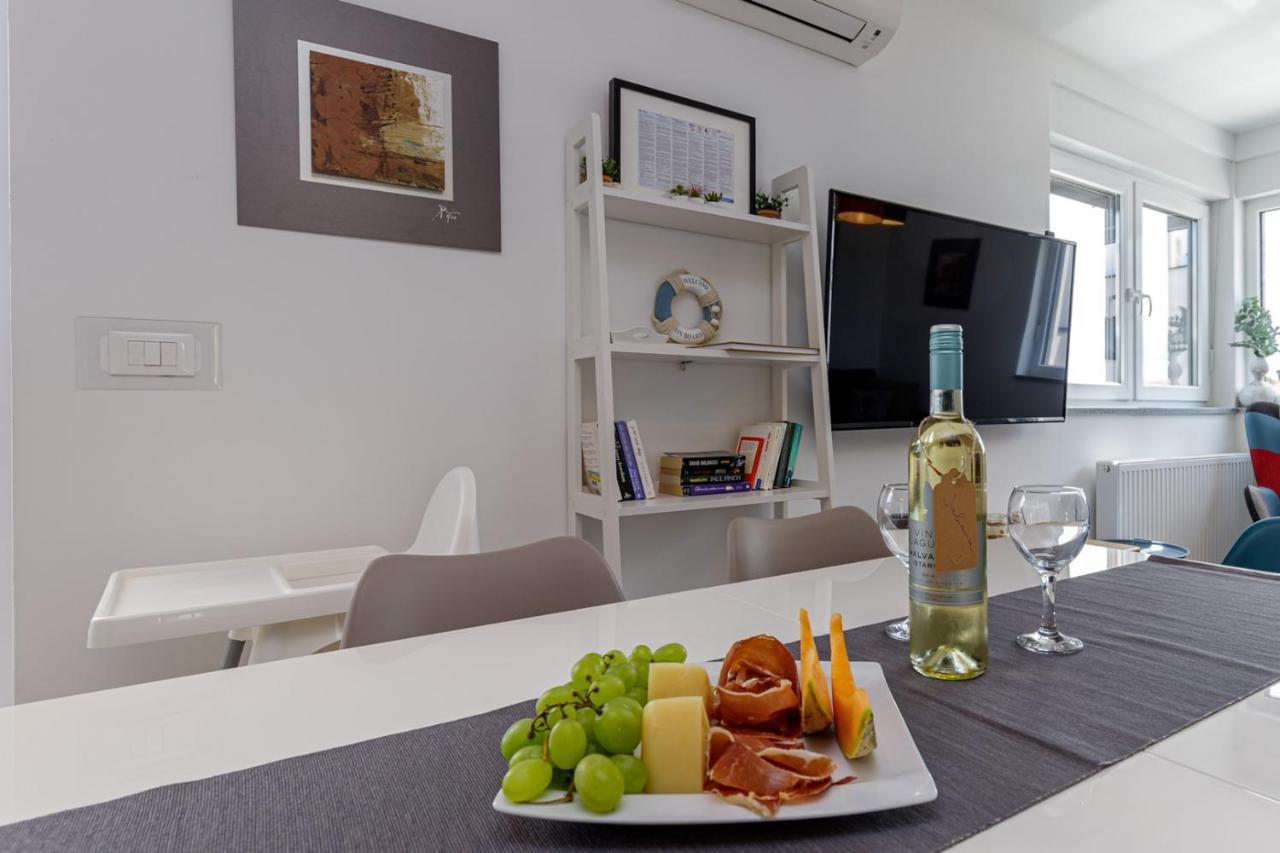Sabena Apartment With Private Whirlpool Porec Exterior photo